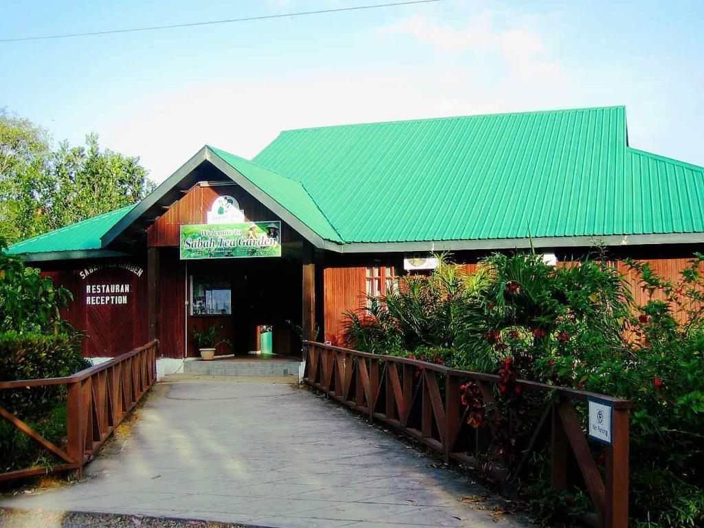 Sabah Tea Garden-Longhouses Ranau Buitenkant foto