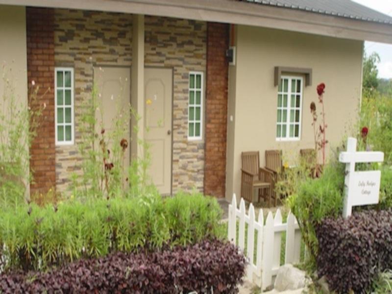 Sabah Tea Garden-Longhouses Ranau Buitenkant foto